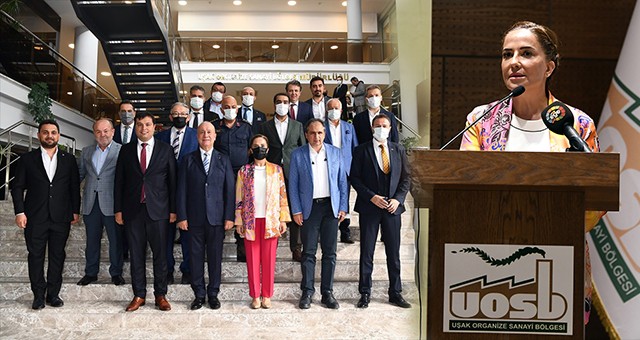 VALİ FUNDA KOCABIYIK; “SANAYİ VE ÜRETİM, BİR ÜLKENİN KALKINMASINDA VE MİLLETİN REFAHINDA LOKOMOTİF UNSURUDUR”