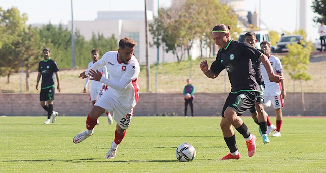 Uşakspor, Karatay Termal 1922Konyaspor'a 5-1 mağlup oldu