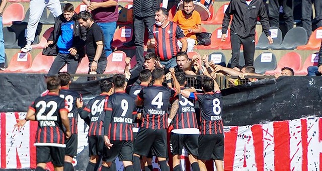 Hocasız Uşakspor, Anagold 24 Erzincanspor’u Tek Golle Devirdi (1-0)