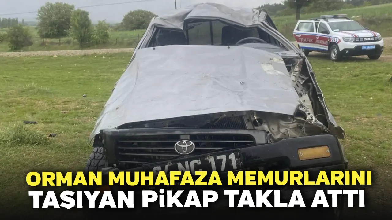 Banaz'da Orman Muhafaza Memurlarını Taşıyan Pikap Takla Attı