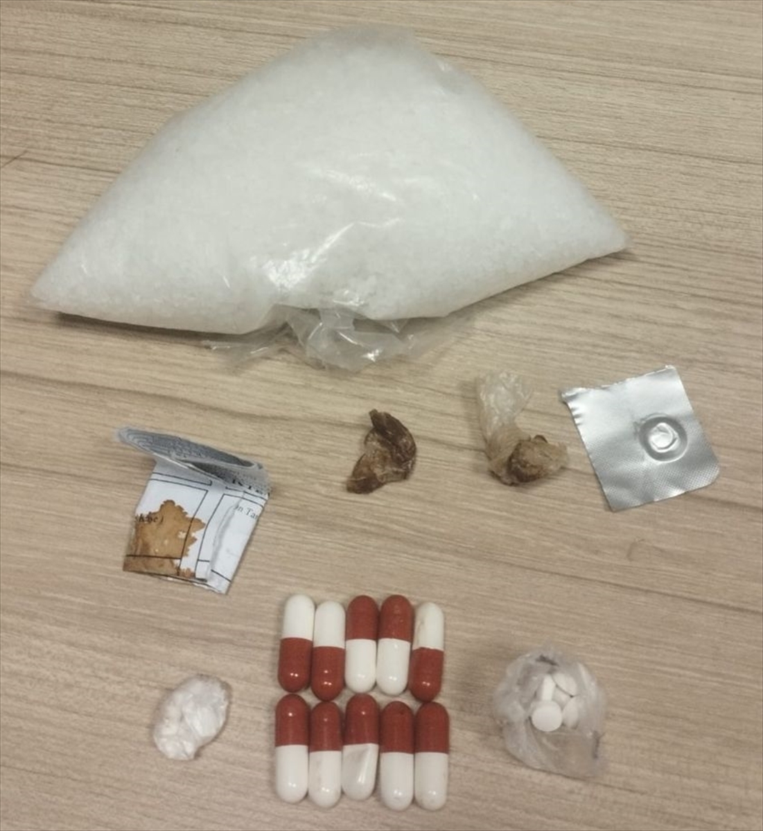 İzmir'de uyuşturucu operasyonunda yakalanan 1 şüpheli tutuklandı