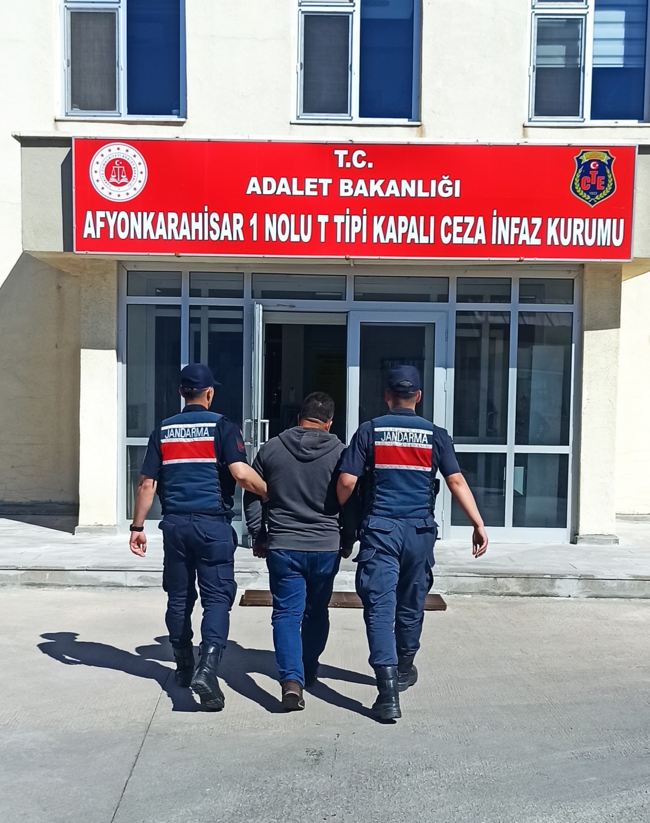 Afyonkarahisar'da firari hükümlü yakalandı