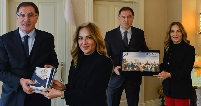 VALİ FUNDA KOCABIYIK KAMU BAŞDENETÇİSİ ŞEREF MALKOÇ’U MAKAMINDA ZİYARET ETTİ.