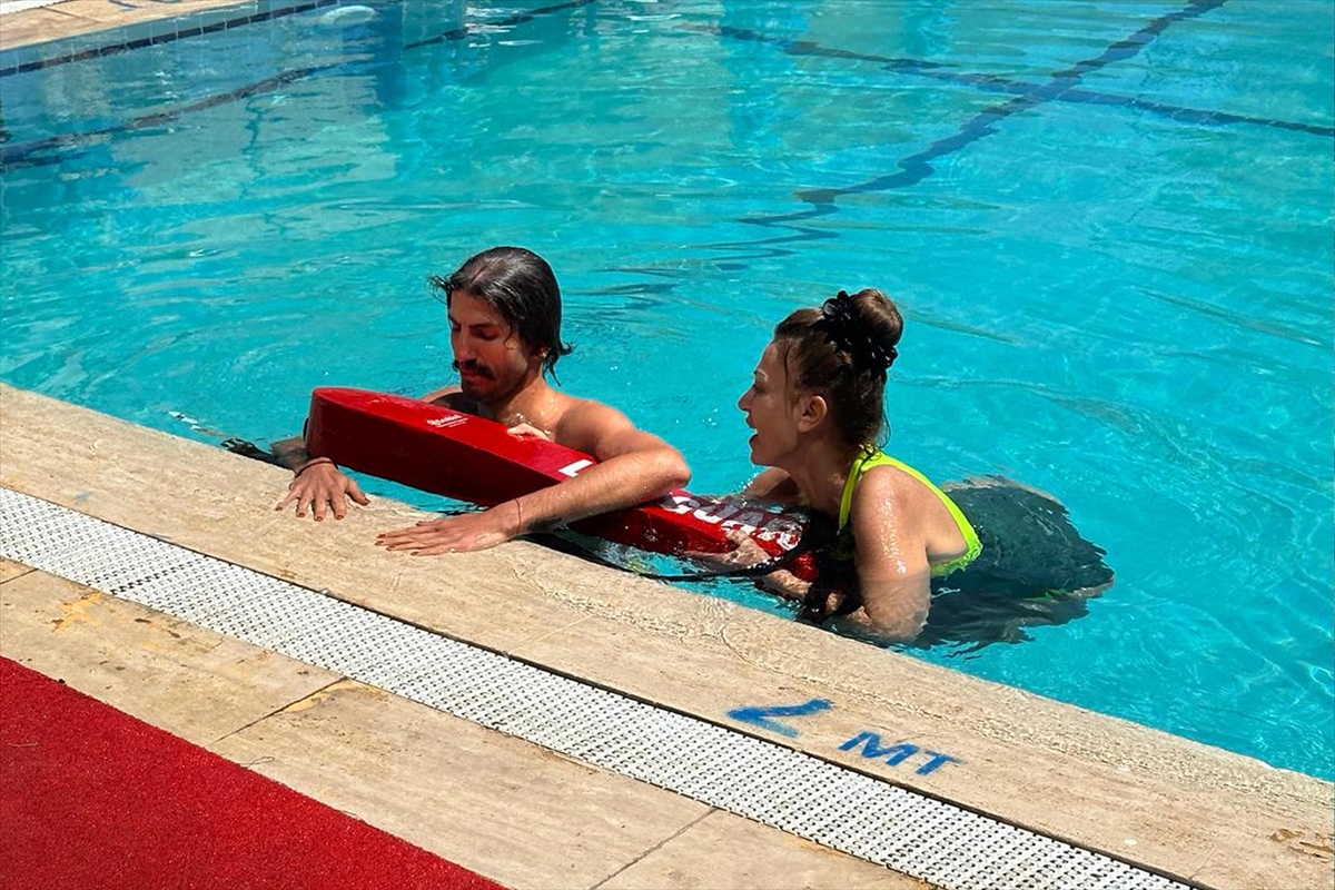 Fethiye'de "Bronz Cankurtaran Eğitimi" düzenlendi