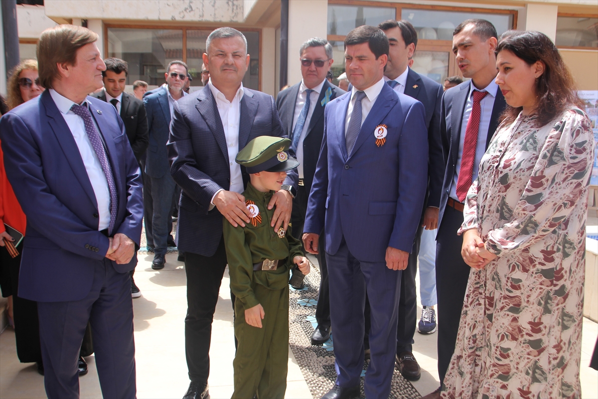 Sovyetler Birliği'nin 9 Mayıs Zafer'i kutlandı