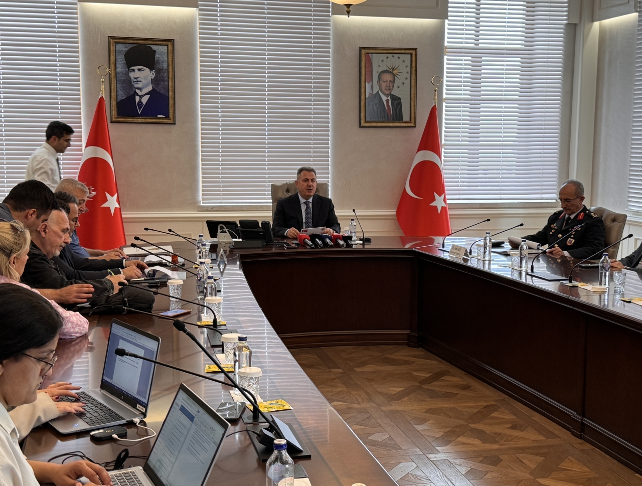 İzmir'de iki ayda 13 suç örgütü çökertildi