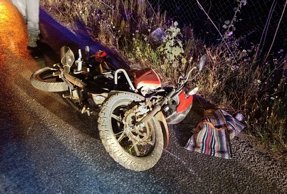 Nazilli’de devrilen motosikletin sürücüsü yaralandı