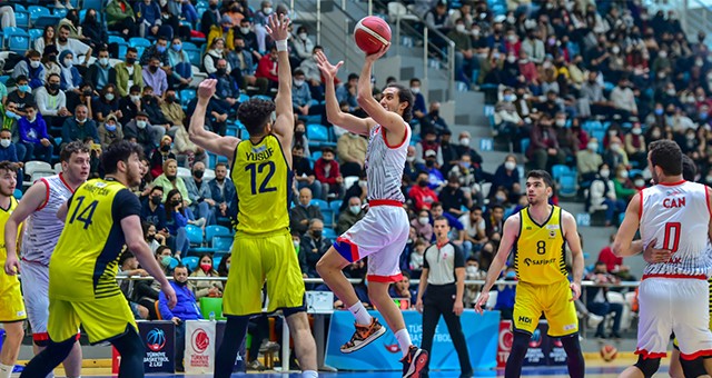 İlkler Şehri Uşak, Evinde Fenerbahçe Koleji Safiport’a 58-79 Mağlup Oldu