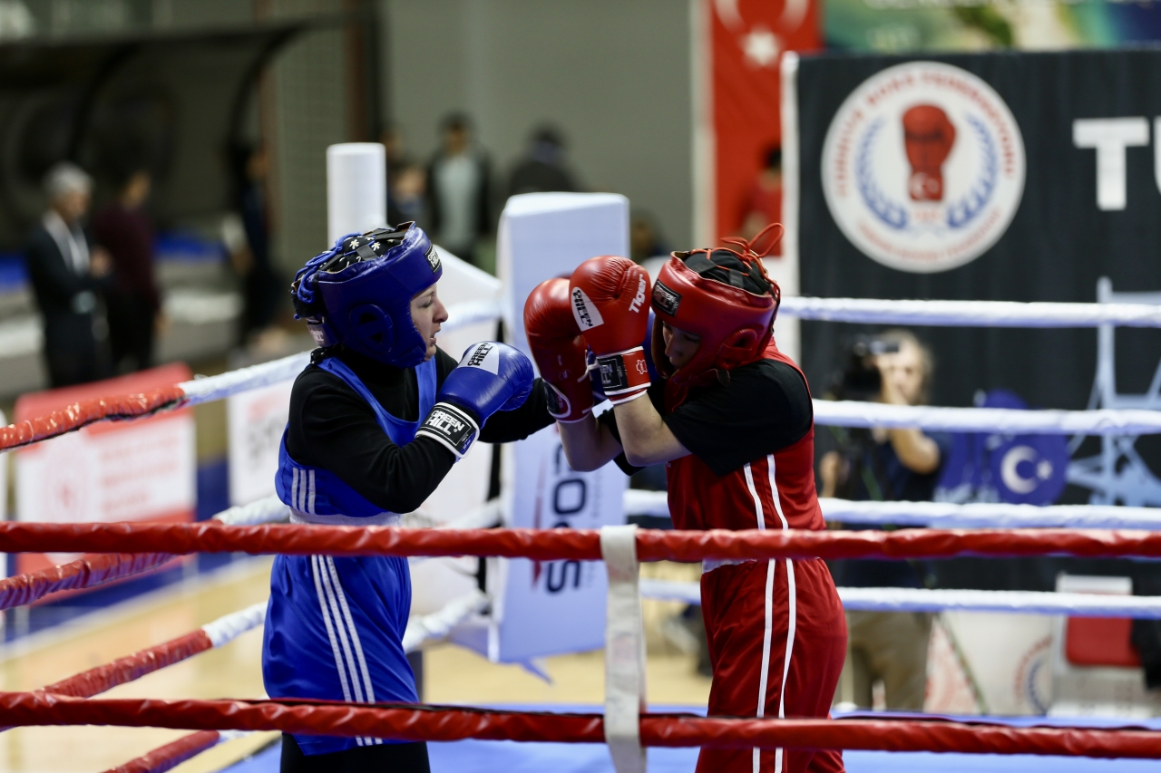 Yıldız Erkekler ve Kadınlar Türkiye Ferdi Boks Şampiyonası, Fethiye'de başladı