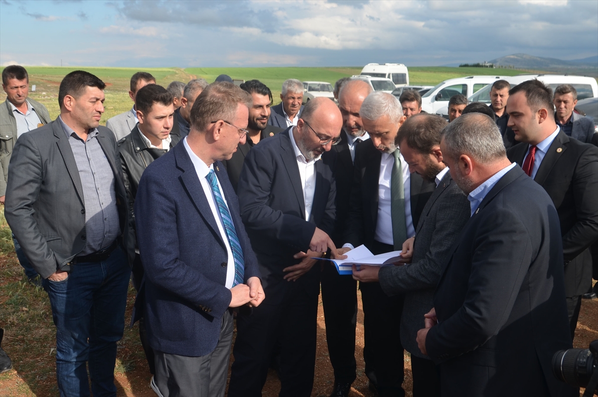 Aslapana'da Tarıma Dayalı İhtisas OSB kurulacak arazide çalışmalar başladı