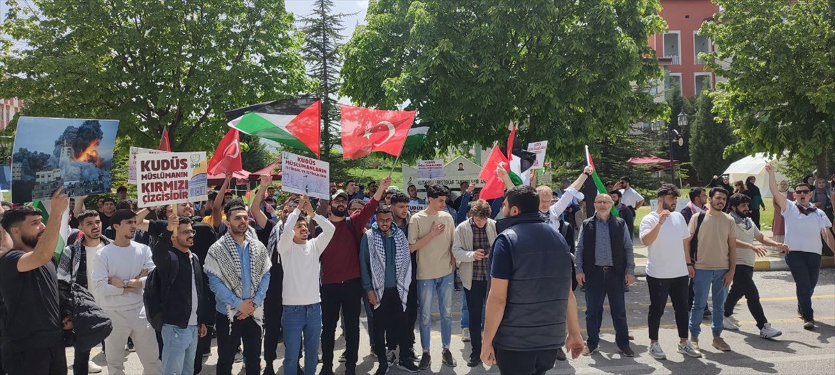 İsrail'in saldırılarında hayatını kaybeden Filistinliler için Kütahya'da gıyabi cenaze namazı kılındı