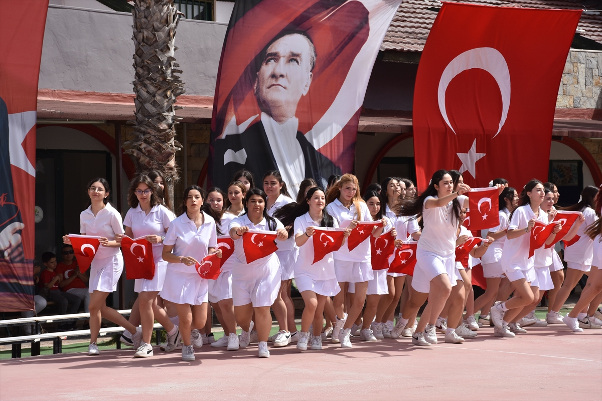 Muğla'da 19 Mayıs Atatürk'ü Anma, Gençlik ve Spor Bayramı kutlandı