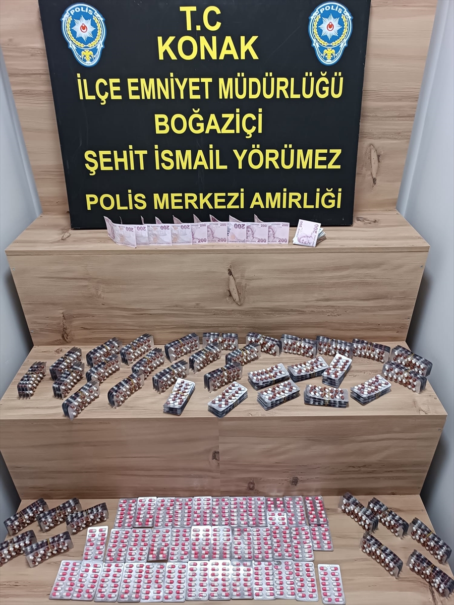 Konak'ta elindeki poşette uyuşturucu hap bulunan şüpheli tutuklandı