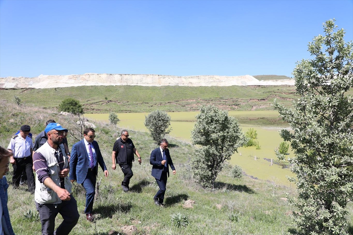 Kütahya'da maden sahasındaki heyelan nedeniyle atık su göleti taştı