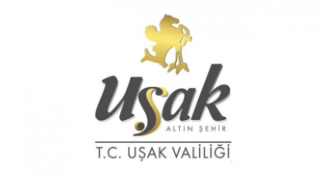 UŞAK'TA OKULLARA KAR ENGELİ