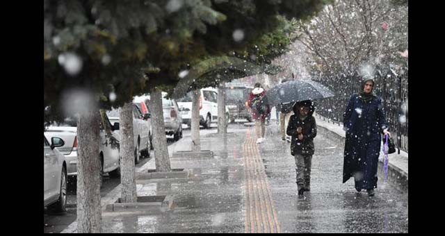 SICAKLIKLARDA ANİ DÜŞÜŞ! METEOROLOJİ'DEN 48 İLE SARI VE TURUNCU KODLU UYARI