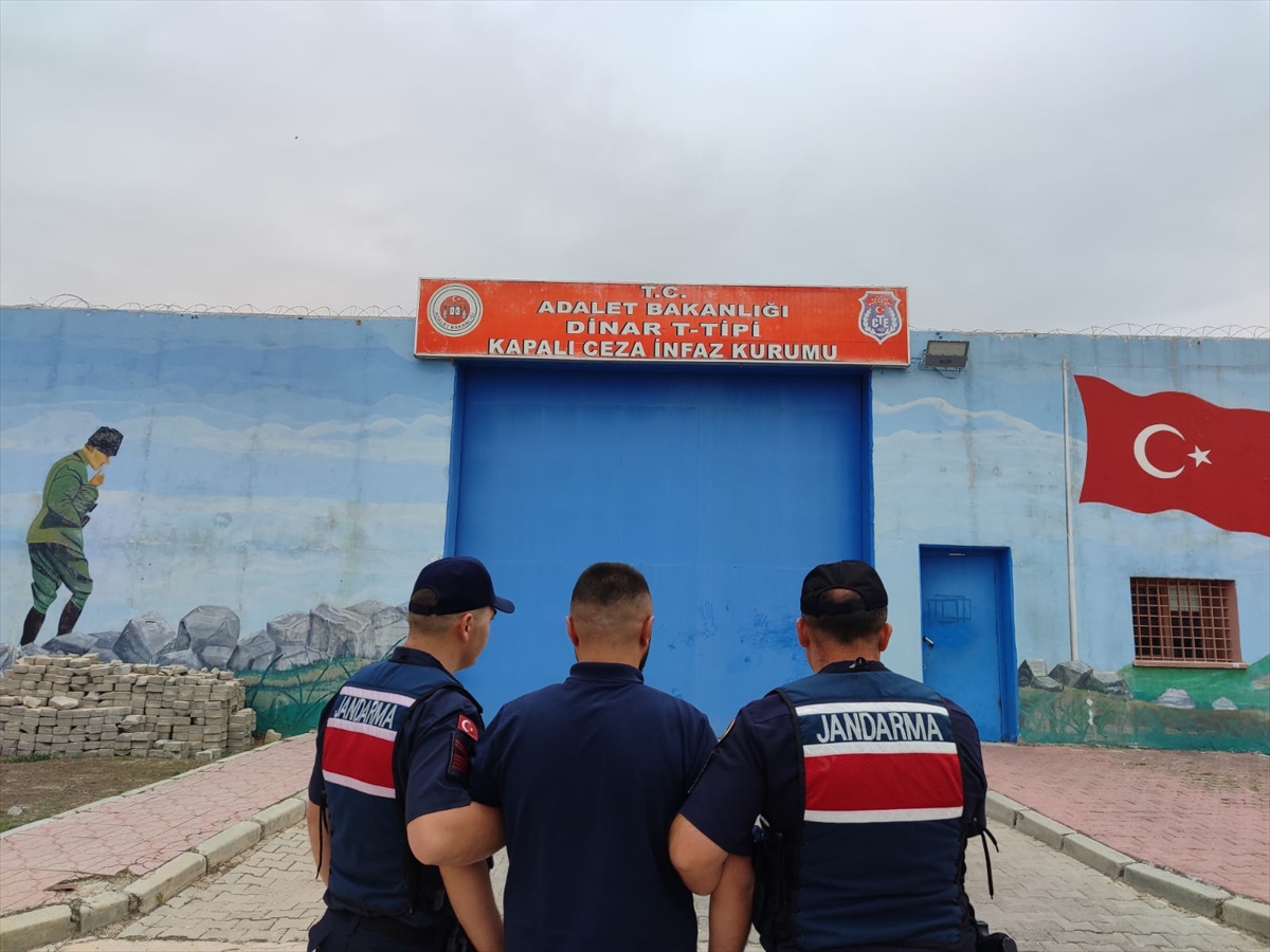 Afyonkarahisar'da firari 3 hükümlü yakalandı