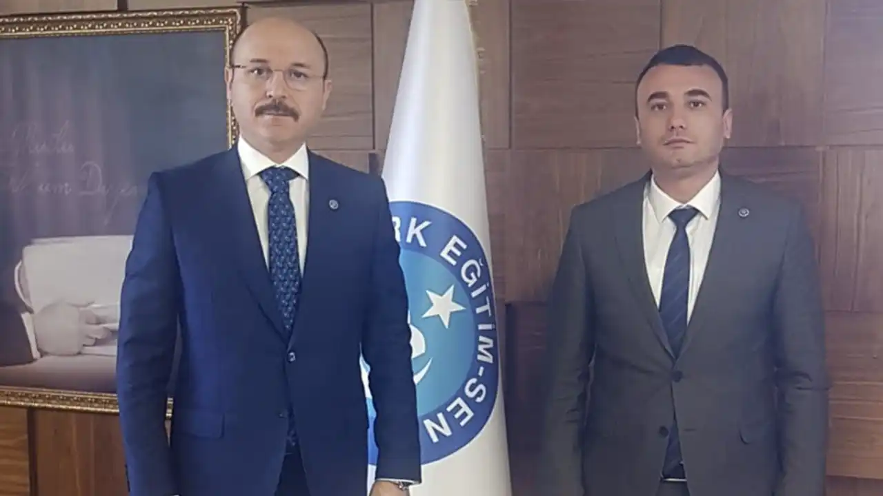 Kamu-Sen Uşak İl Temsilcisi İrfan Kılıçer Güven Tazeledi