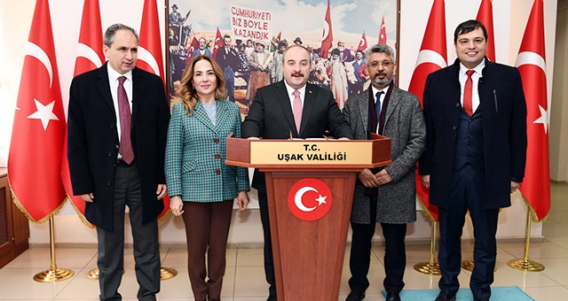 Sanayi Ve Teknoloji Bakanı Mustafa Varank, Vali Funda Kocabıyık'ı Makamında Ziyaret Etti