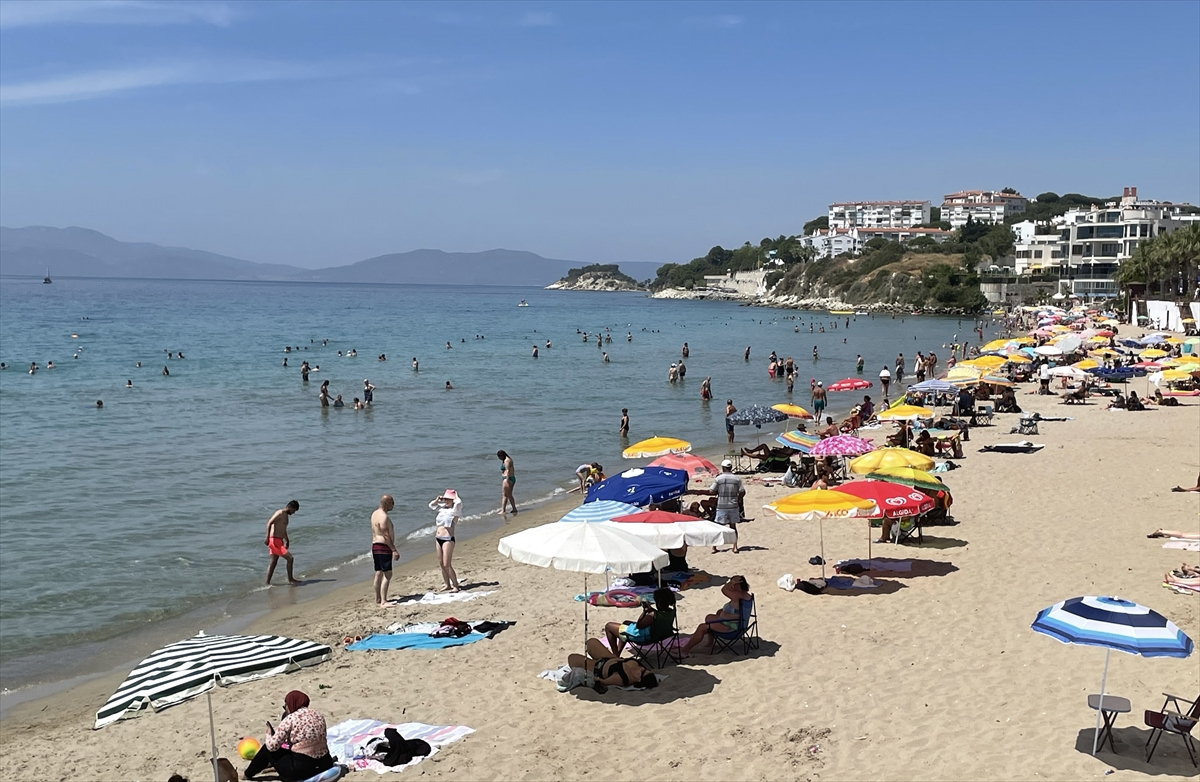 Aydın'da sıcak hava nedeniyle cadde ve sokaklarda yoğunluk azaldı