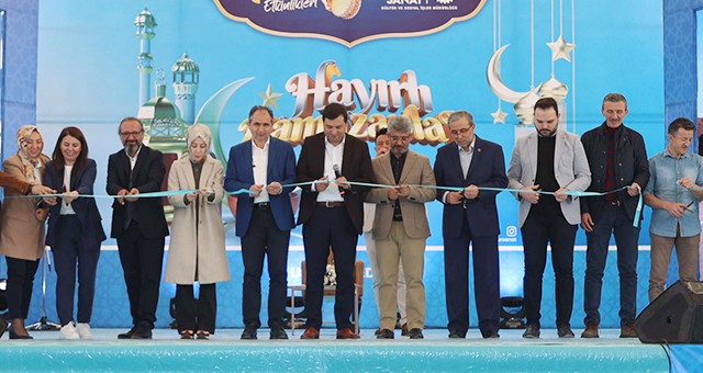 KİTAP FUARI VE RAMAZAN AYI ETKİNLİKLERİ İÇİN GÖRKEMLİ AÇILIŞ