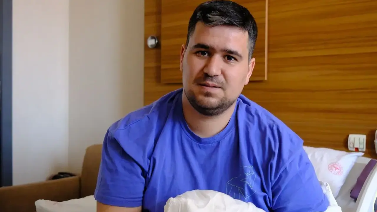 Uşaklı Koray Yılmaz'ın Kopan Eli Van'da Başarıyla Dikildi