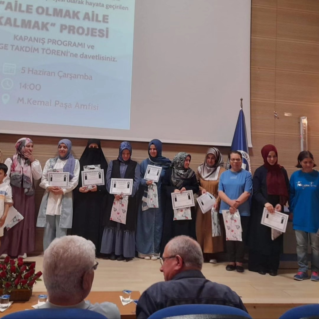 Uşak’ta Aile Olmak Aile Kalmak Projesi Tamamlandı