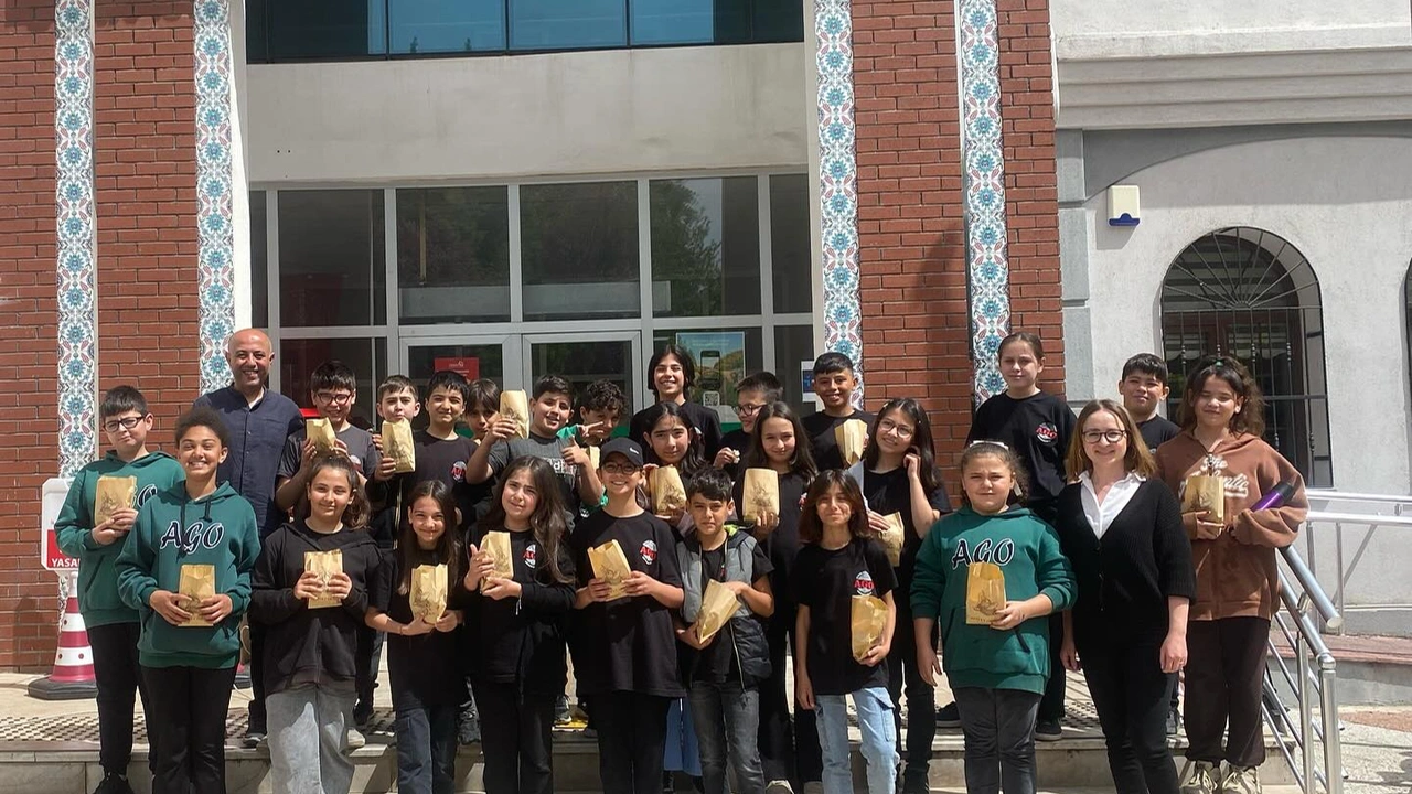 Uşak’ta Halk Kütüphanelerinde Kaç Kitap Var Kaç Kişi Kullandı?