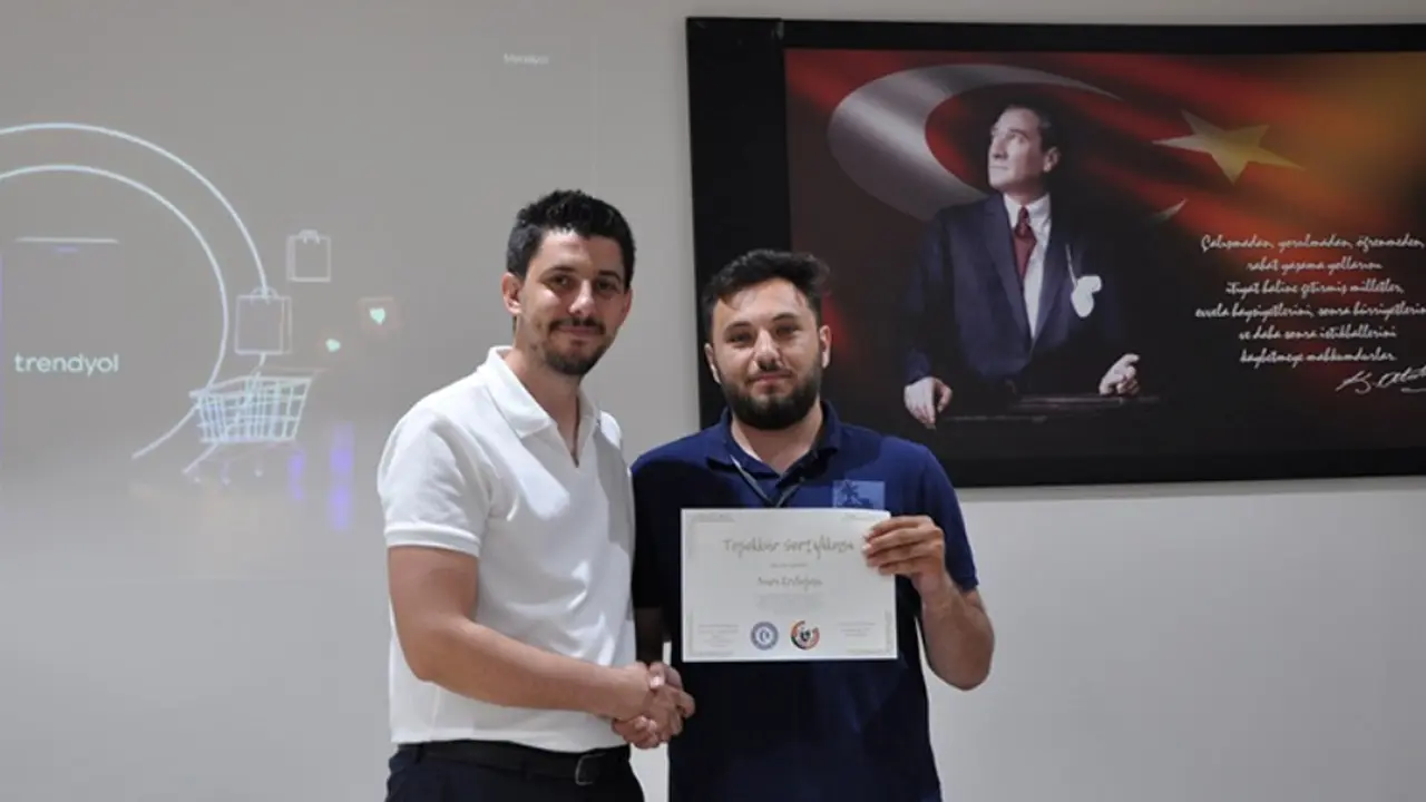 Uşak Üniversitesinde E-Ticaret Etkinliği