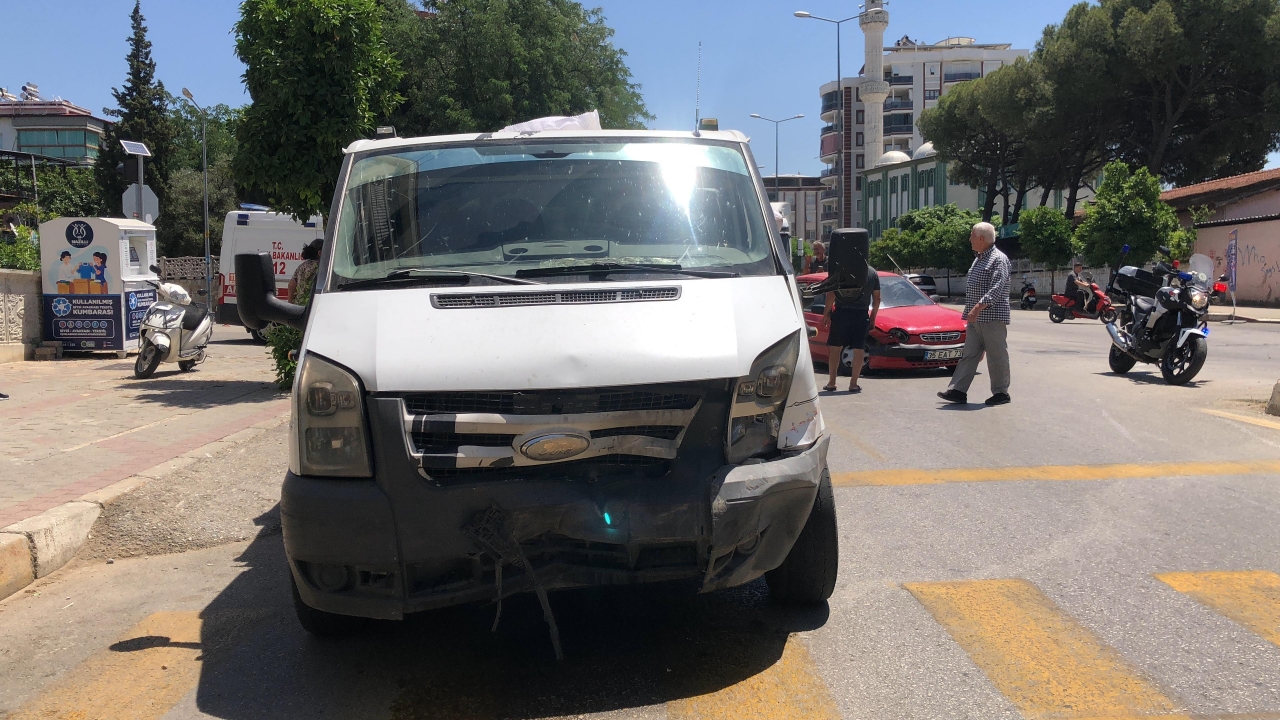 Nazilli'de trafik kazasında 1 kişi yaralandı