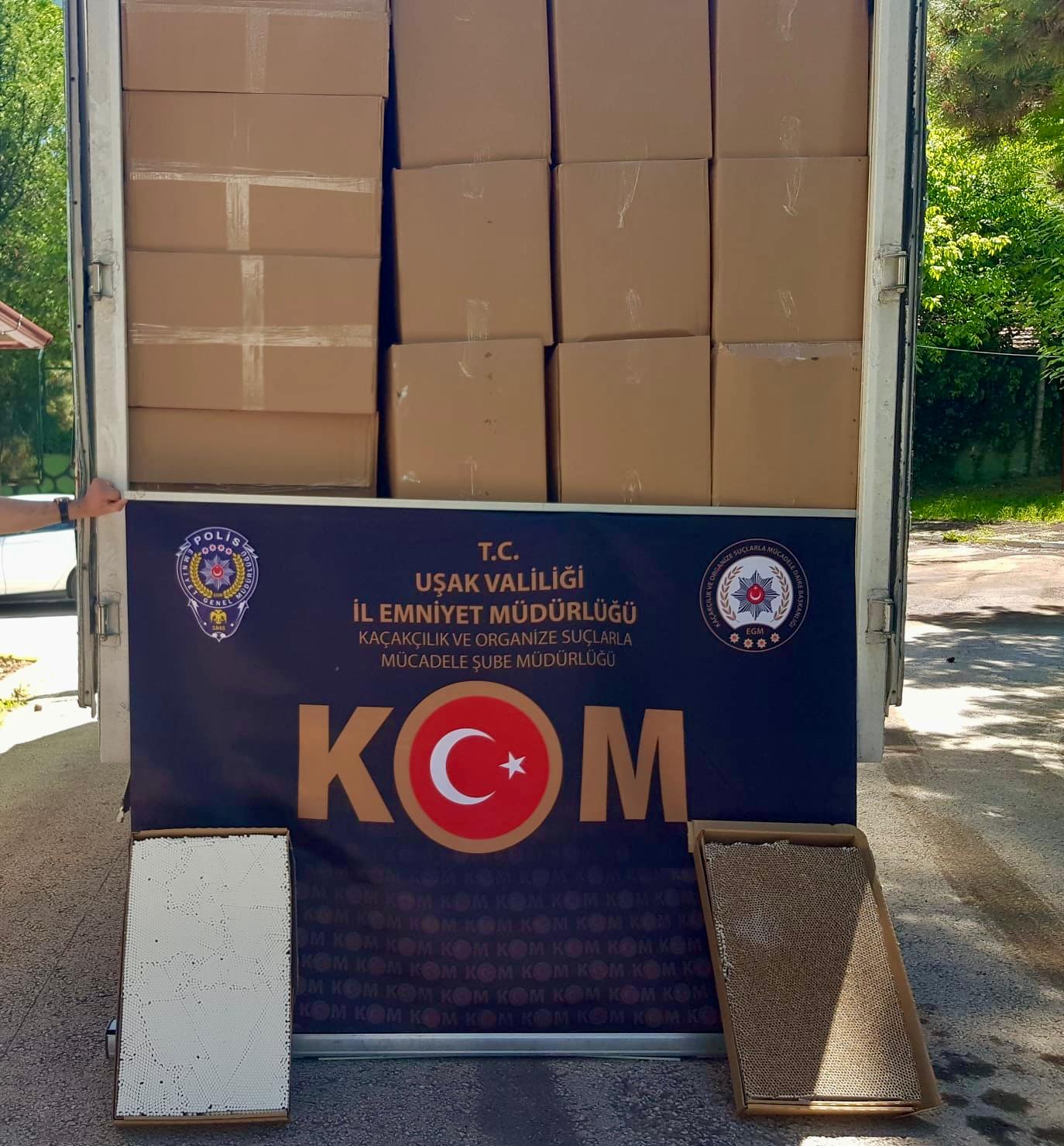Uşak’ta 4 Milyon 250 Bin TL’lik Makaron Ele Geçirildi