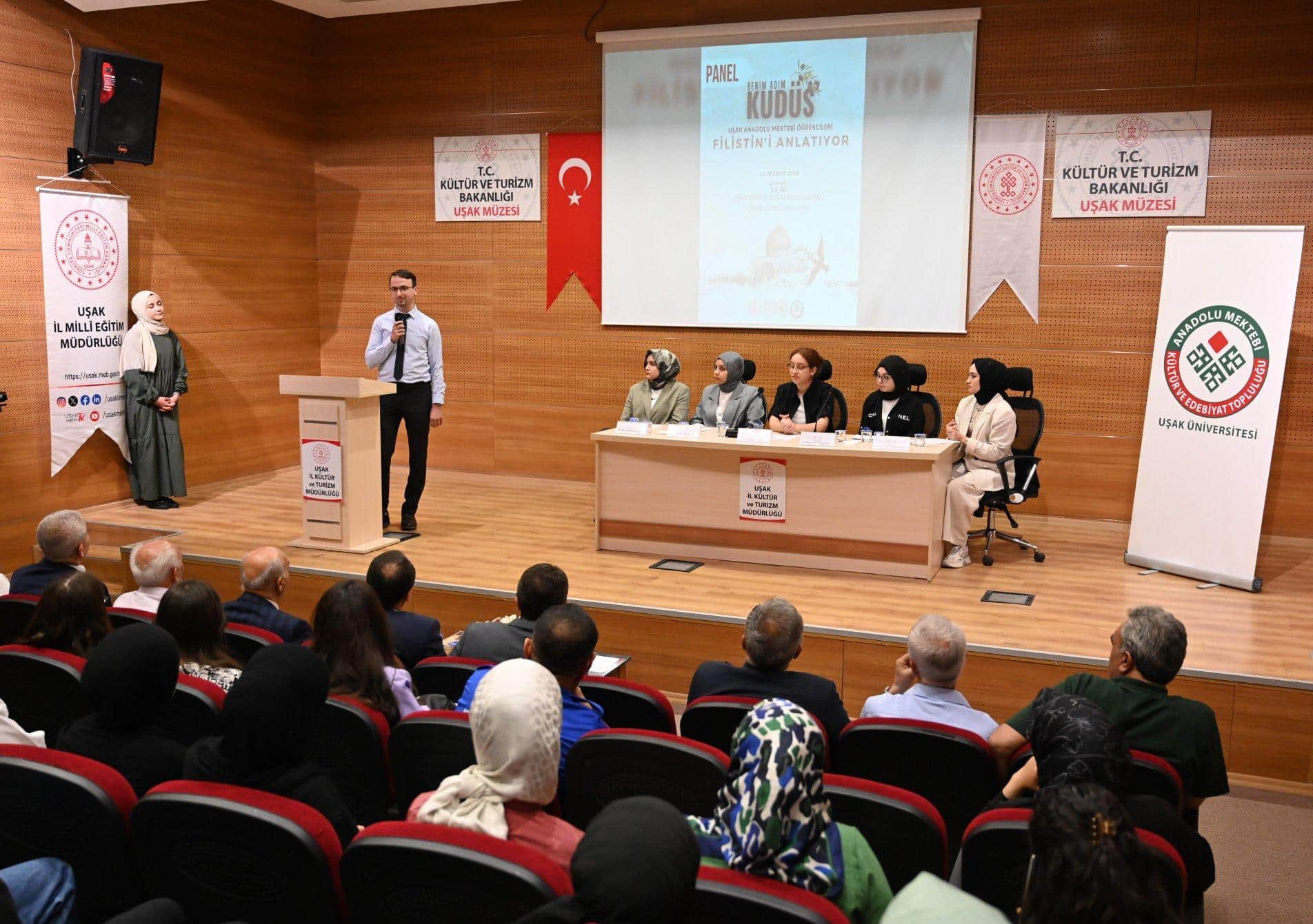 Uşak’ta Anadolu Mektebinin Gündemi: Filistin'de Yaşanan Soykırım