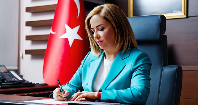VALİ FUNDA KOCABIYIK'IN 23 NİSAN TBMM’NİN AÇILIŞI VE ULUSAL EGEMENLİK VE ÇOCUK BAYRAMI MESAJI