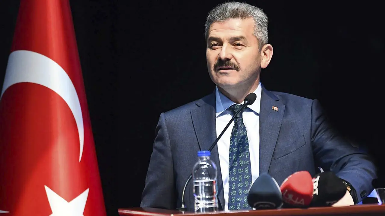 Vali Turan Ergün Eğitim Öğretim Yıl Sonu Mesajı Yayınladı