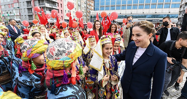 23 NİSAN ULUSAL EGEMENLİK VE ÇOCUK BAYRAMI TÖRENLE KUTLANDI