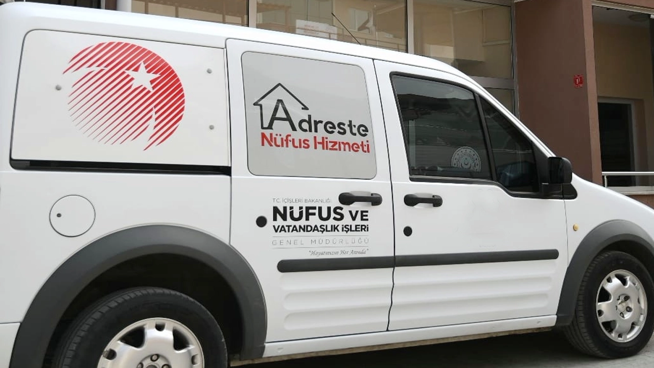 Adreste Nüfus Hizmeti Devam Ediyor