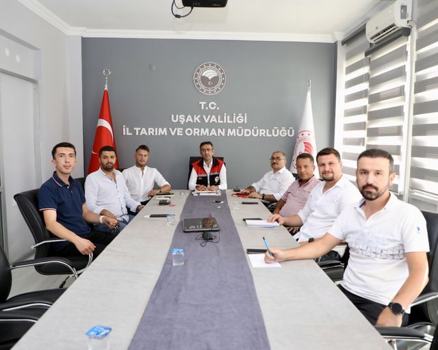 İnek’ten Halka Güvenli Süt Tedariği Toplantısı Yapıldı