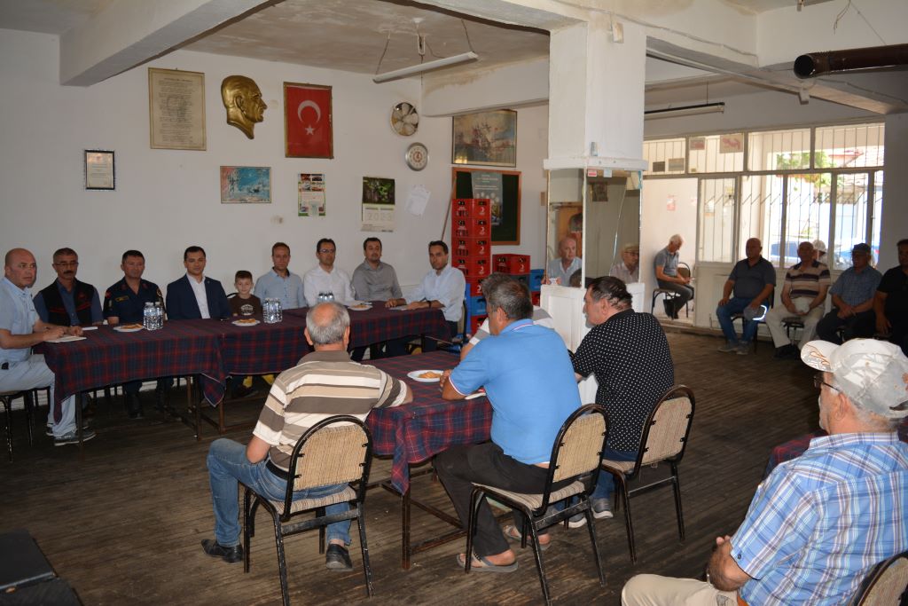 Karahallı Kaymakamı Kırgıl Köyleri Geziyor