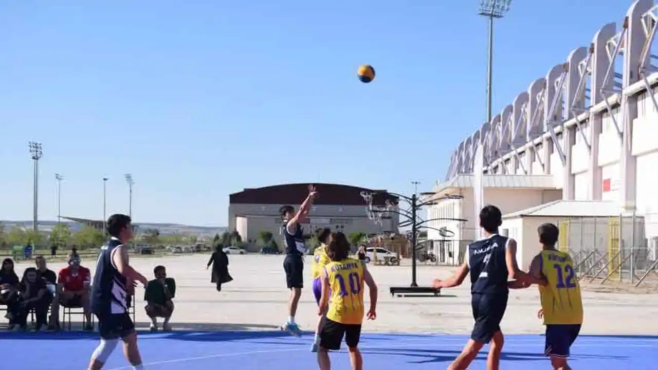 Uşak 3X3 Ege Bölgesi Grup Şampiyonası'na Katıldı