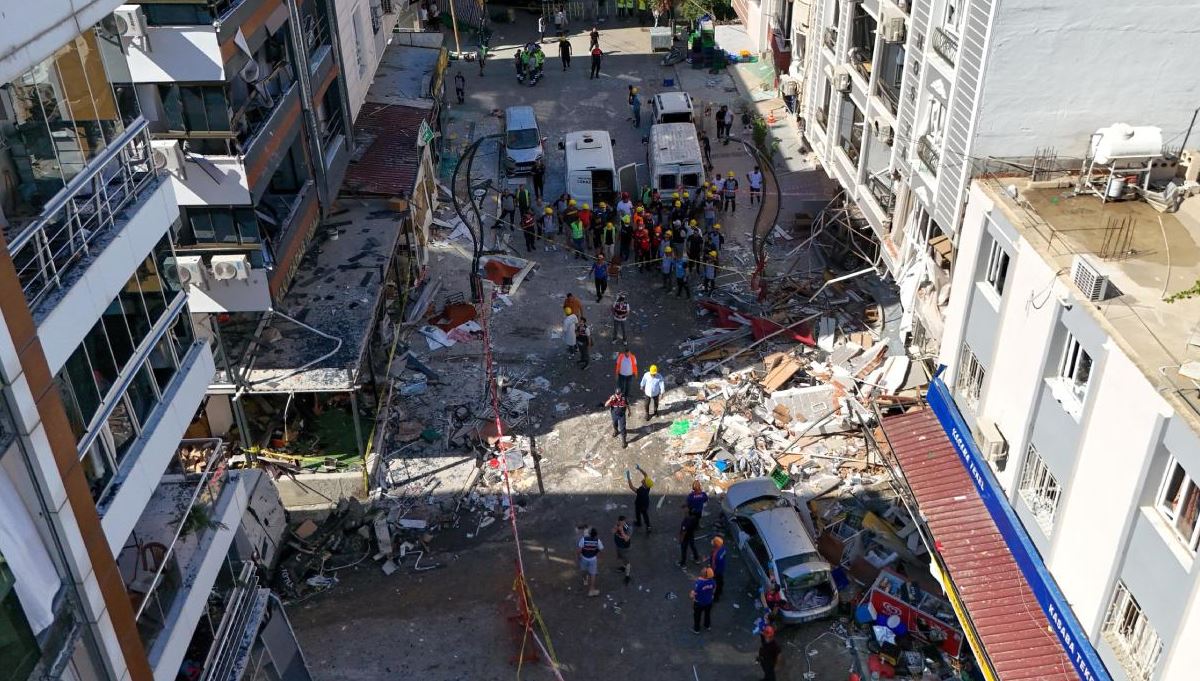 İzmir Torbalı’daki Patlama Olayında Lokanta Sahibi ve Tüp Değiştiricisi Tutuklandı