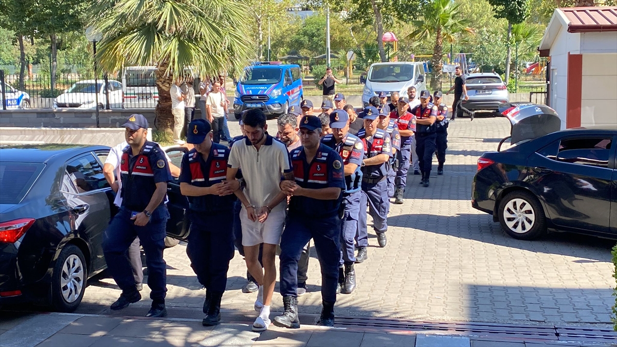 Aydın merkezli dolandırıcılık operasyonunda yakalanan 9 şüpheli tutuklandı