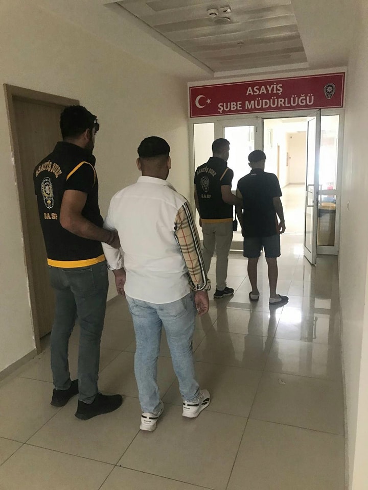 Yunusemre'de havaya ateş açan 3 şüpheli hakkında adli işlem