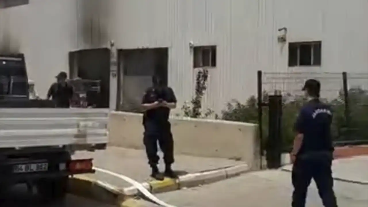 Uşak GİMTEKS Tekstil Fabrikasında Yangın Çıktı