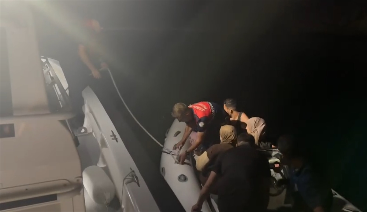 Marmaris'te 37 düzensiz göçmen yakalandı