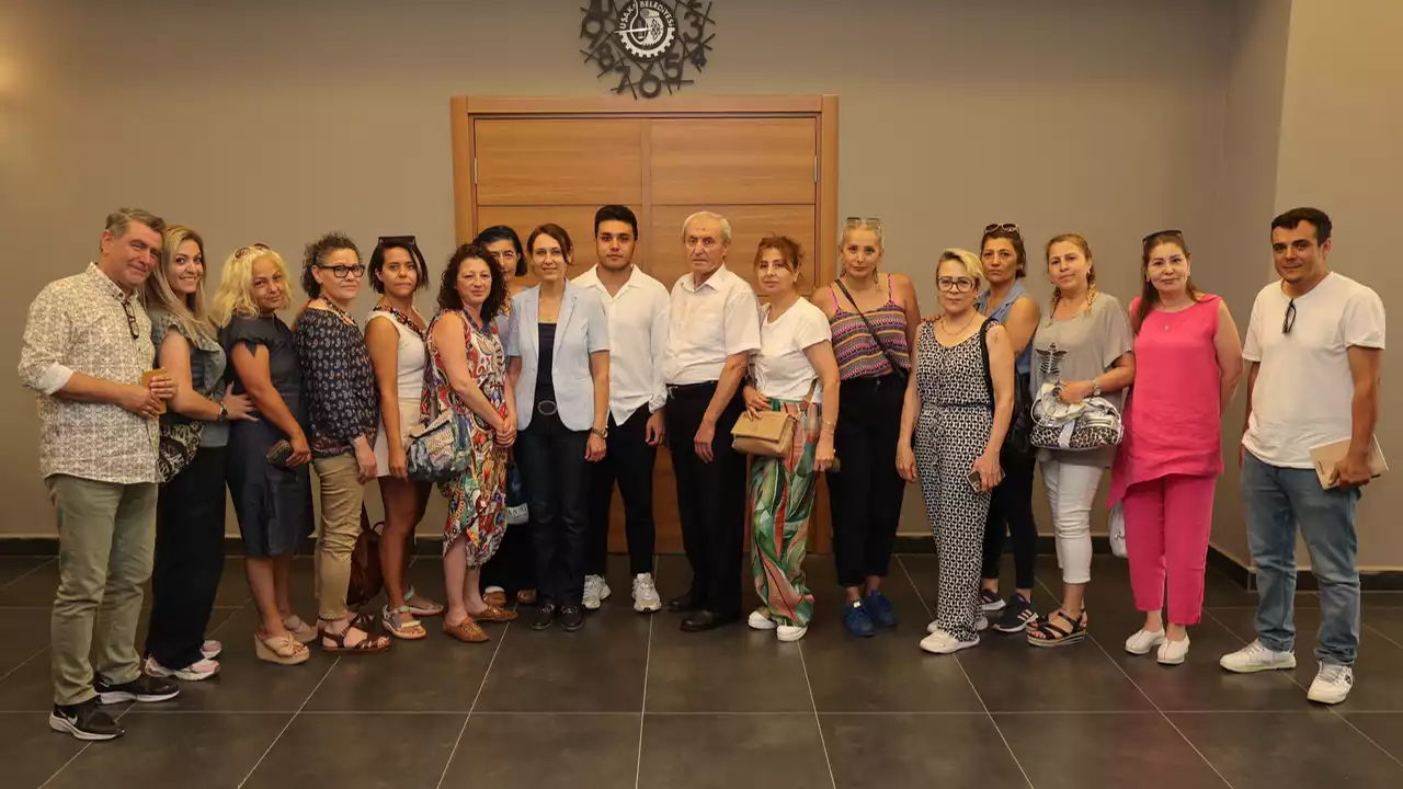 Uyutulma Konusu Konuşuldu: Uşak Belediyesi Hayvan Severlerle Görüştü