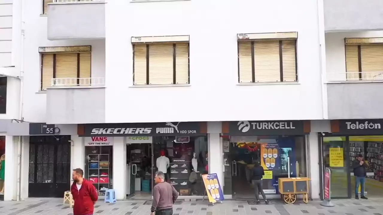 Uşak’ta Cadde Esnafının Cephe Giydirme Ücreti Silindi
