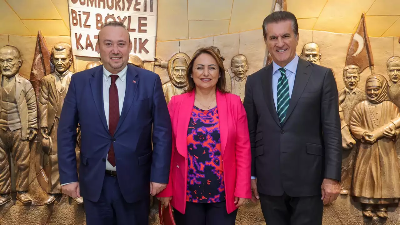 Milletvekilleri Mustafa Sarıgül ve Şevkin Başkan Yalım’ı Ziyaret Etti