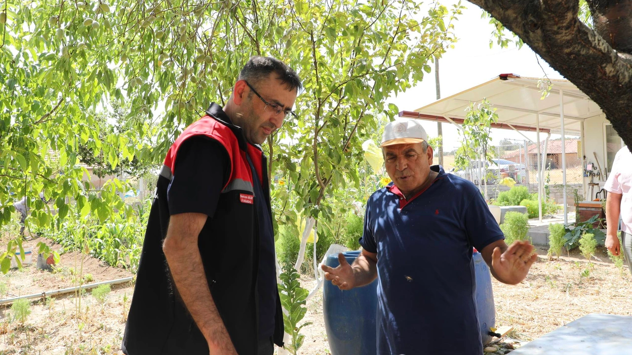 Uşak Tarım Müdürlüğü Köy Köy Gezip Üretimi İnceliyor