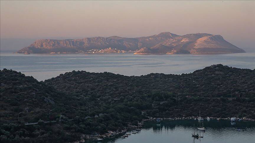 Ege Denizi'nde 2. Dünya Savaşı'nın acı izlerini taşıyan ada: İleryoz