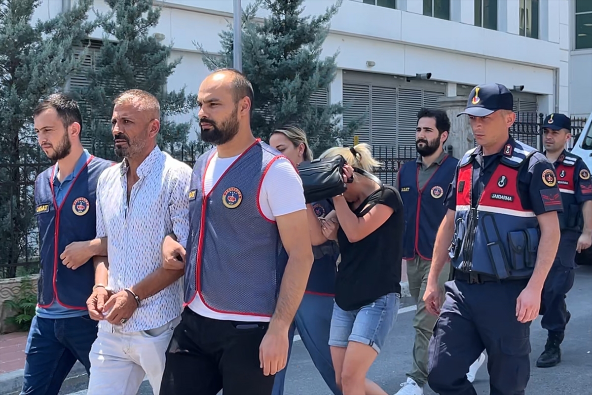 Denizli'de evinde ölü bulunan Emine Durmuş'un oğlu tutuklandı